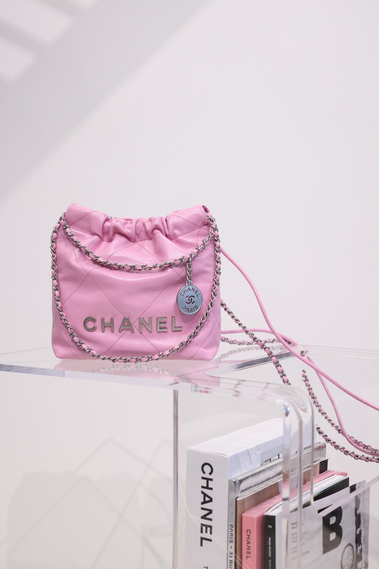 CC HOBO BAG 22 PINK LAMBSKIN SILVER HARDWARE 20CM