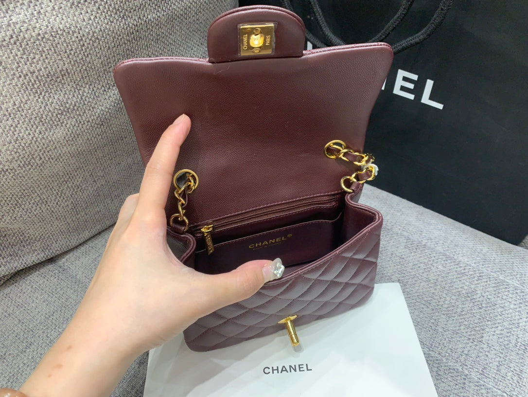 MINI SQUARE FLAP BAG 17CM CHOCOLATE CAVIAR GOLD HARDWARE