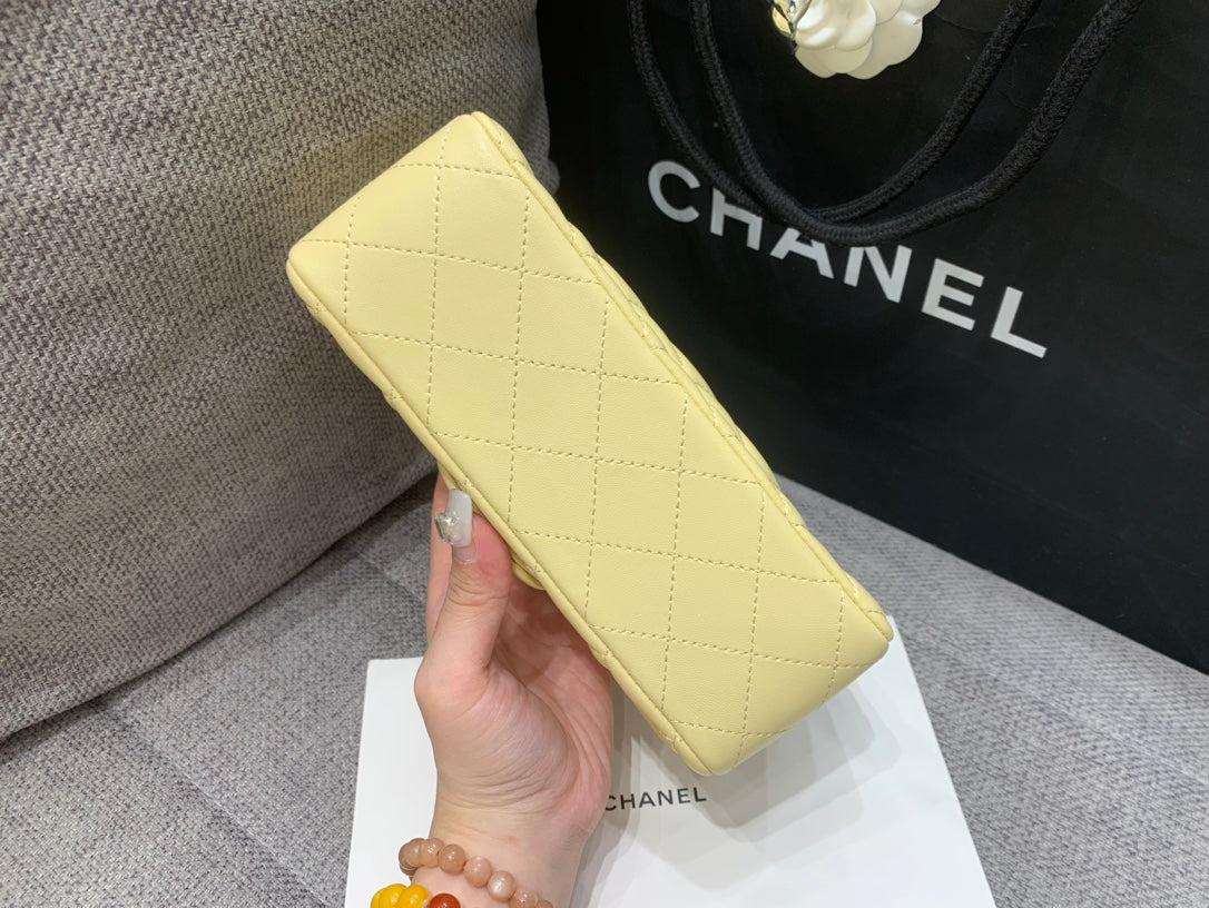 MINI RECTANGLE FLAP BAG 20CM YELLOW LAMBSKIN SILVER HARDWARE