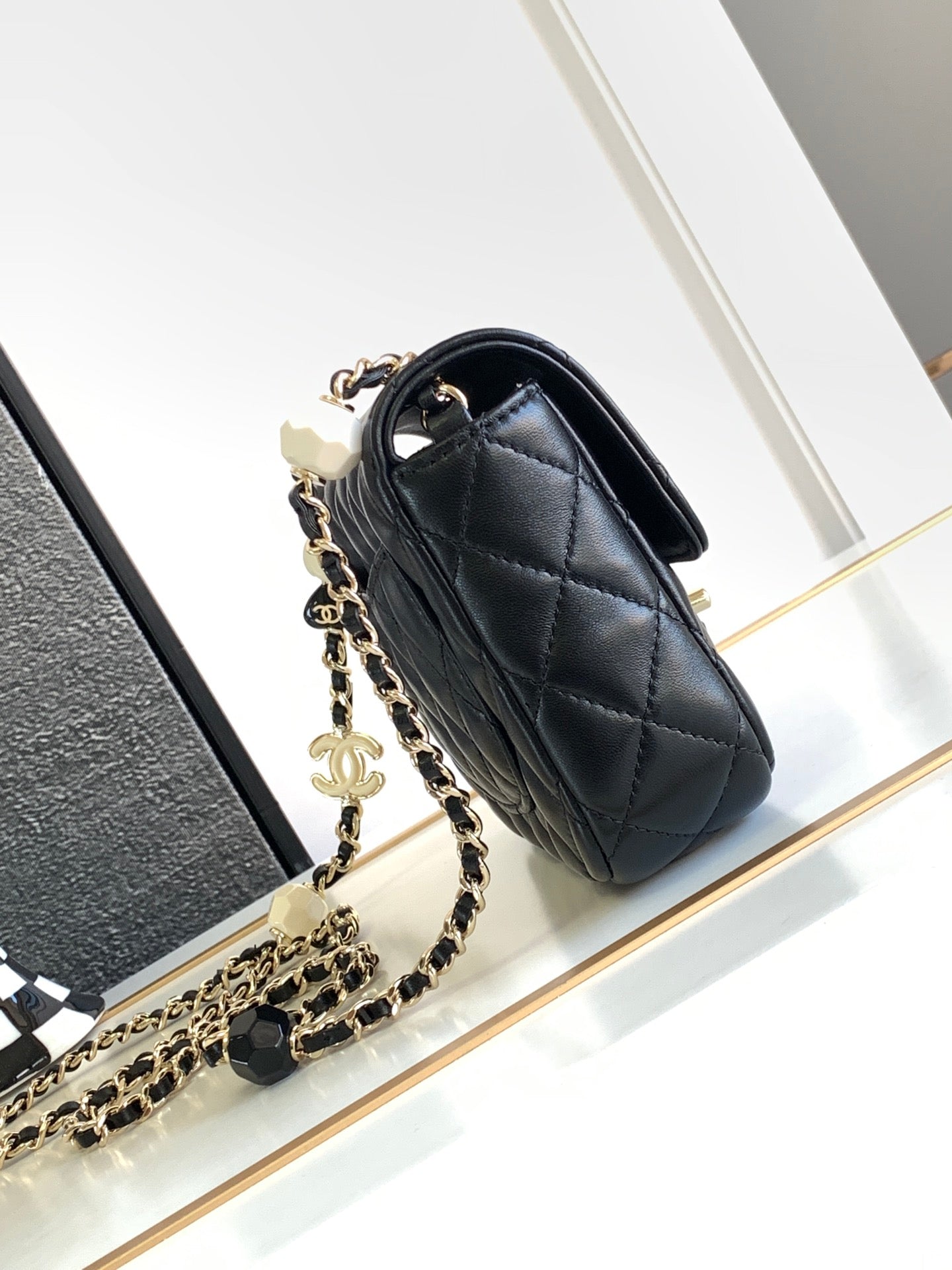 MINI SQUARE FLAP BAG 17CM BLACK LAMBSKIN LIGHT GOLD HARDWARE