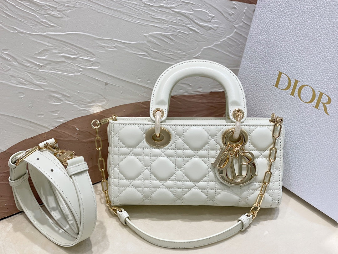 SMALL LADY D-JOY 22 WHITE LAMBSKIN