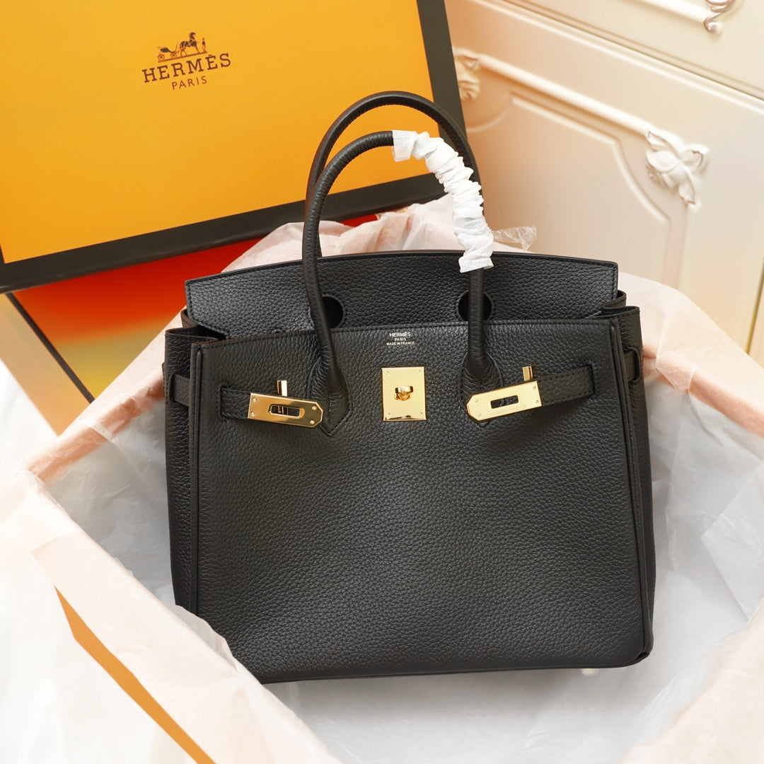 HM BIRKIN BAG 30 BLACK CALFSKIN GOLD BUCKLE