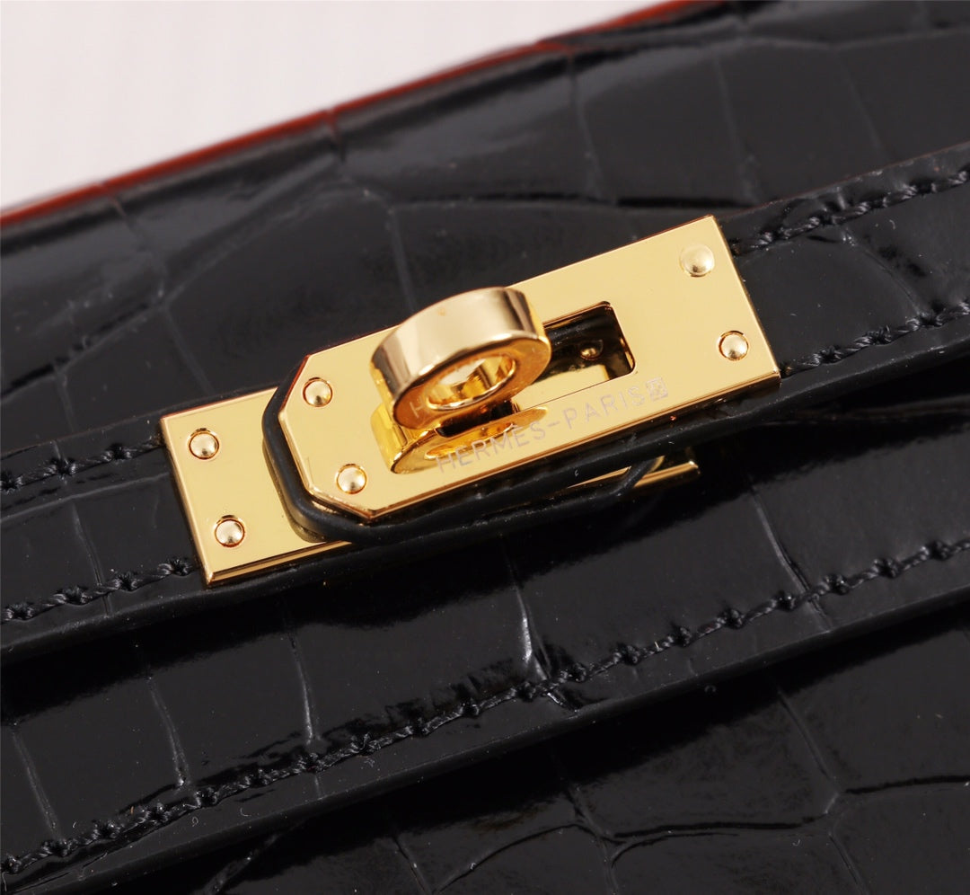 HM KELLY MINI 19.5 BLACK ALLIGATOR GOLD BUCKLE