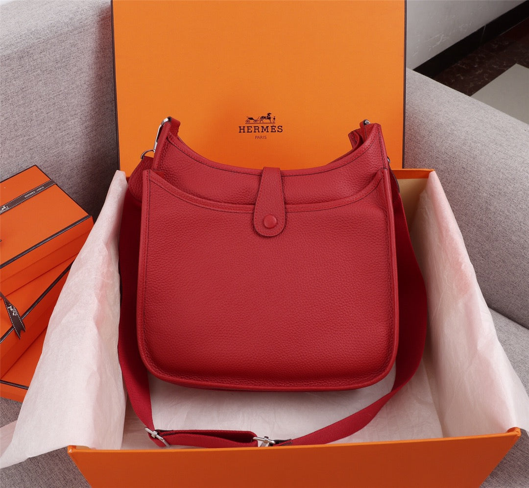 HM EVELYNE BAG 28 RED CALFSKIN