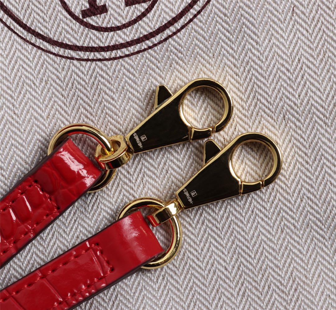 HM KELLY MINI 19 RED ALLIGATOR GOLD BUCKLE