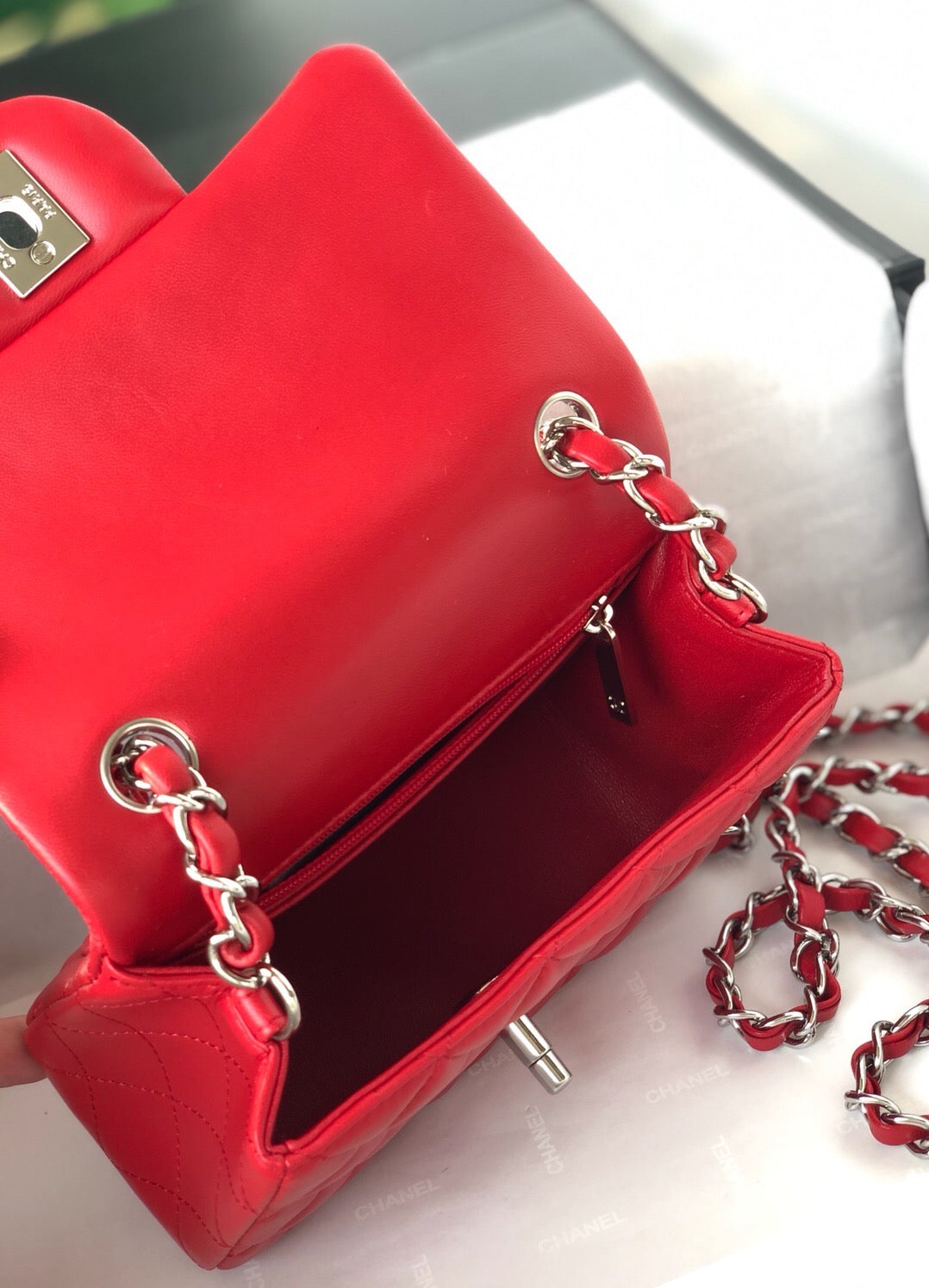 MINI SQUARE FLAP BAG 17CM RED LAMBSKIN SILVER HARDWARE