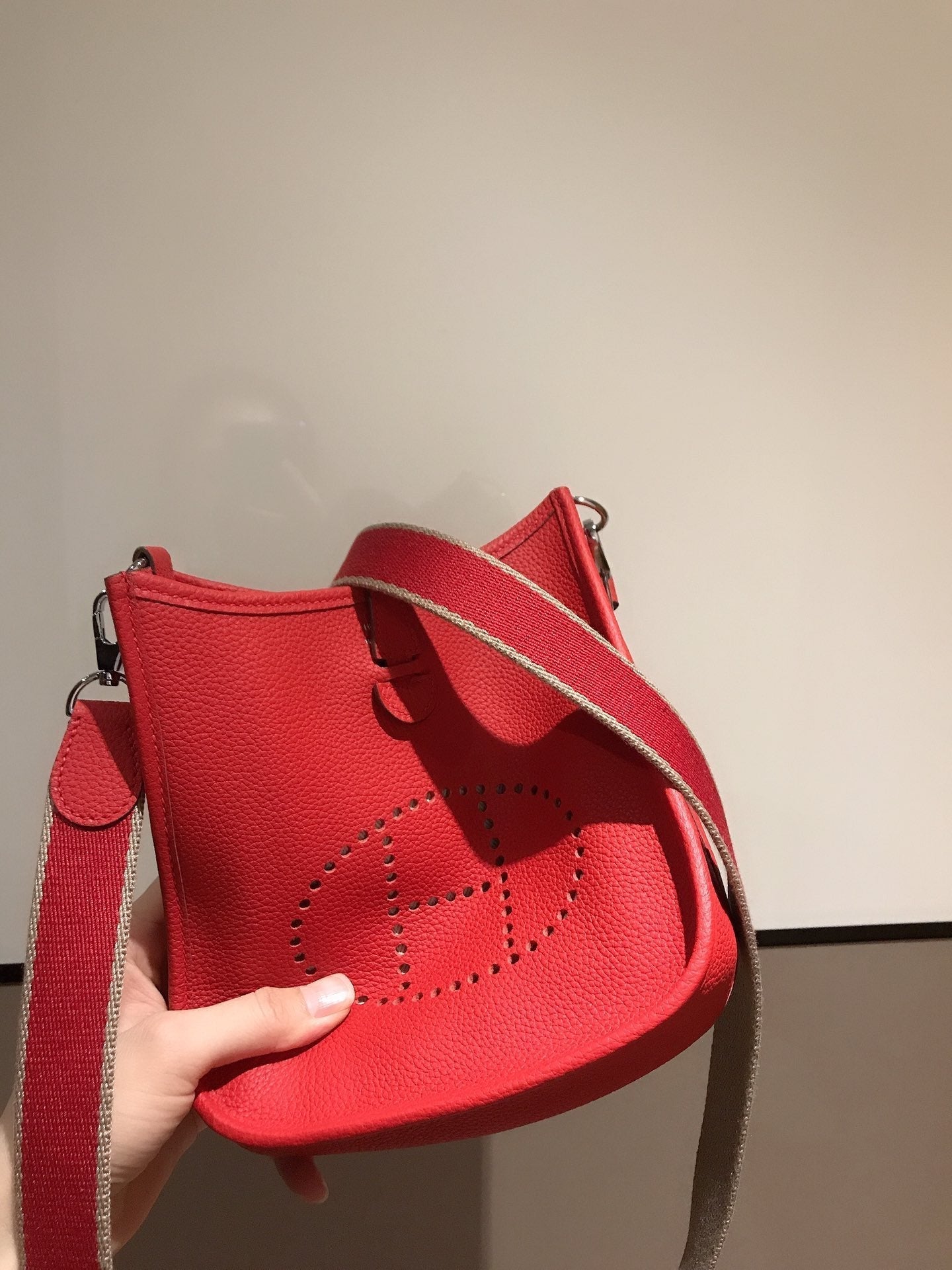 HM EVELYNE MINI 18 RED CALFSKIN