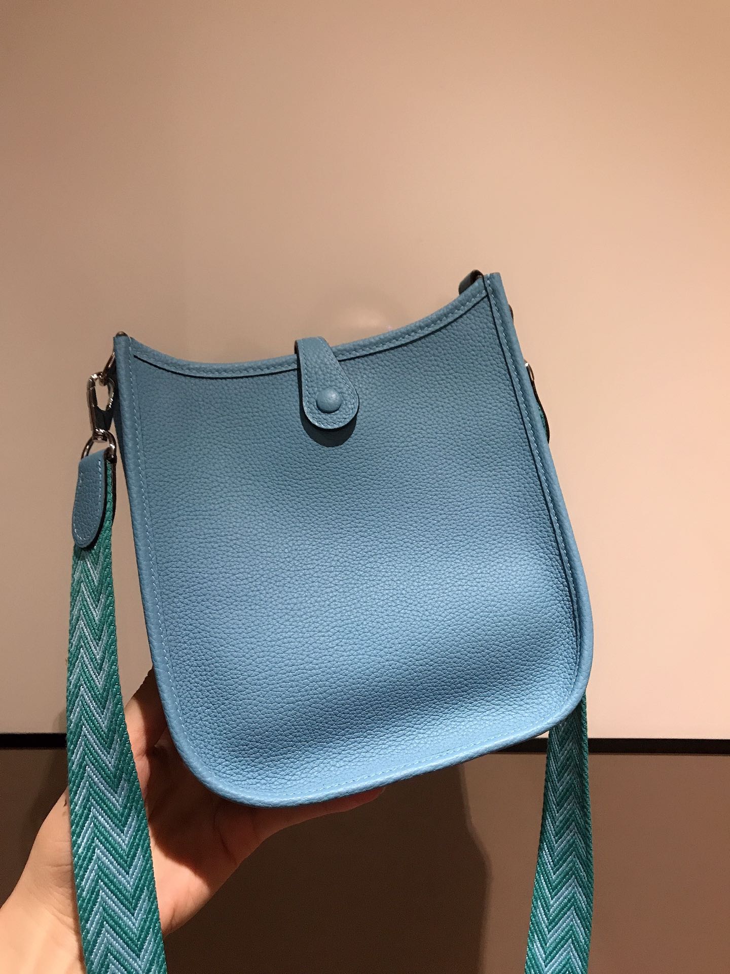 HM EVELYNE MINI 18 CERULEAN CALFSKIN