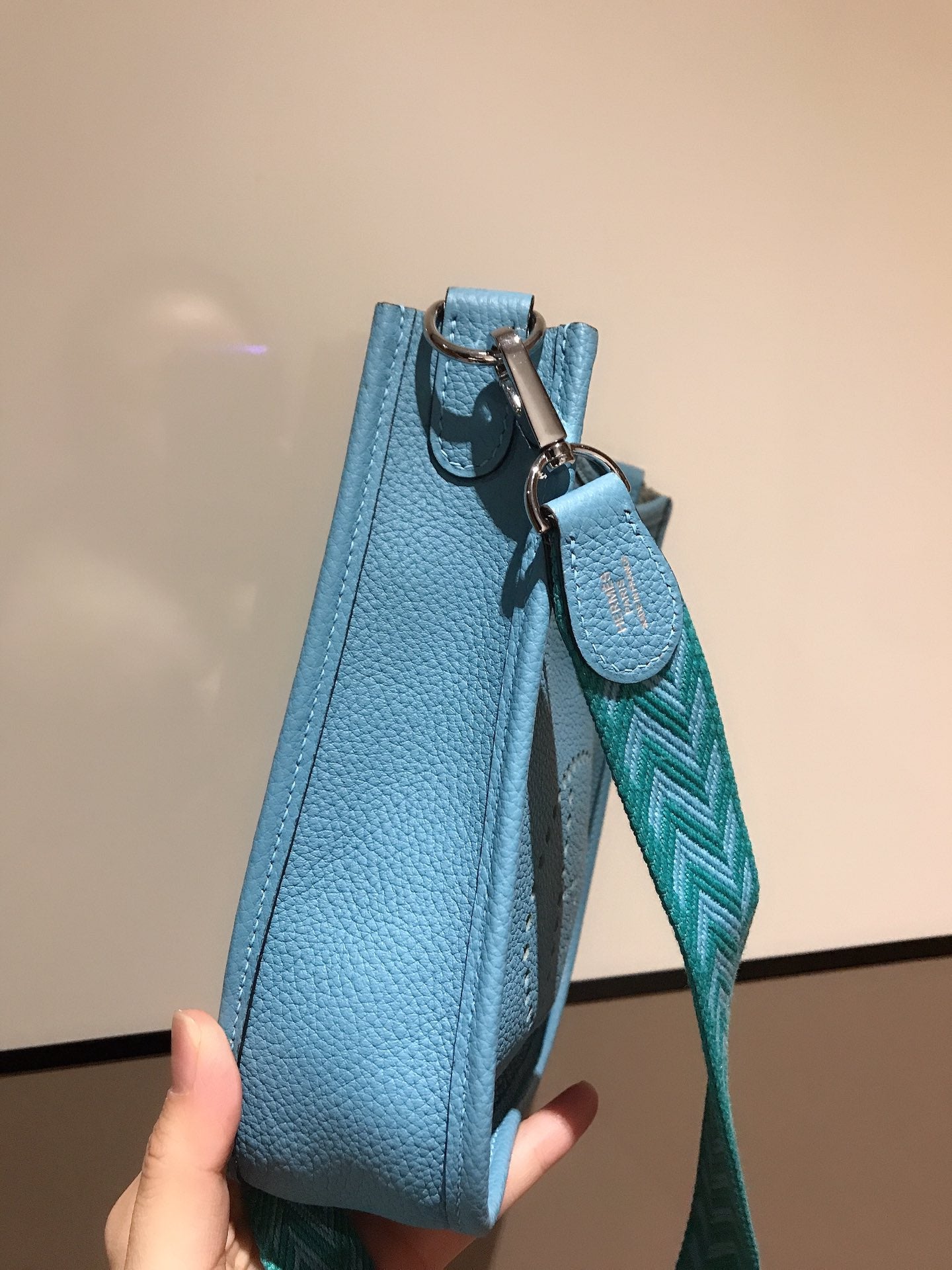 HM EVELYNE MINI 18 CERULEAN CALFSKIN