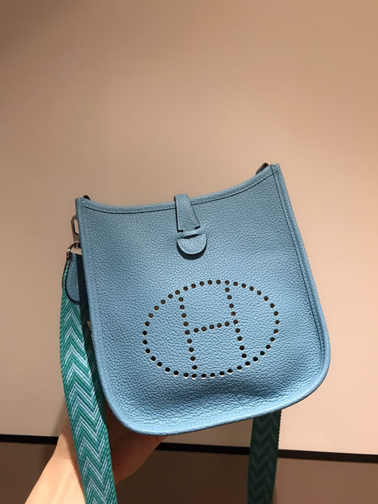 HM EVELYNE MINI 18 CERULEAN CALFSKIN