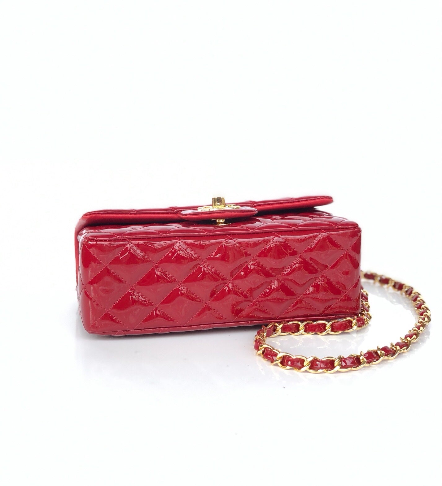 MINI RECTANGLE FLAP BAG 20CM RED PATENT CALFSKIN GOLD HARDWARE