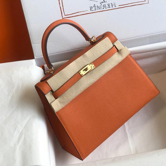 HM KELLY 32CM BAG IN ORANGE CALFSKIN GOLD HARDWARE