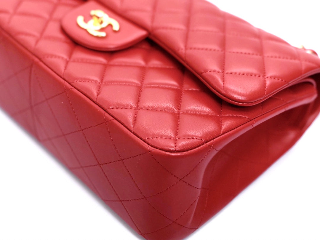 FLAP BAG JUMBO 30CM RED LAMBSKIN GOLD HARDWARE