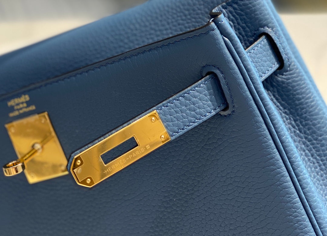 HM KELLY 32CM BAG IN NAVY CALFSKIN GOLD HARDWARE