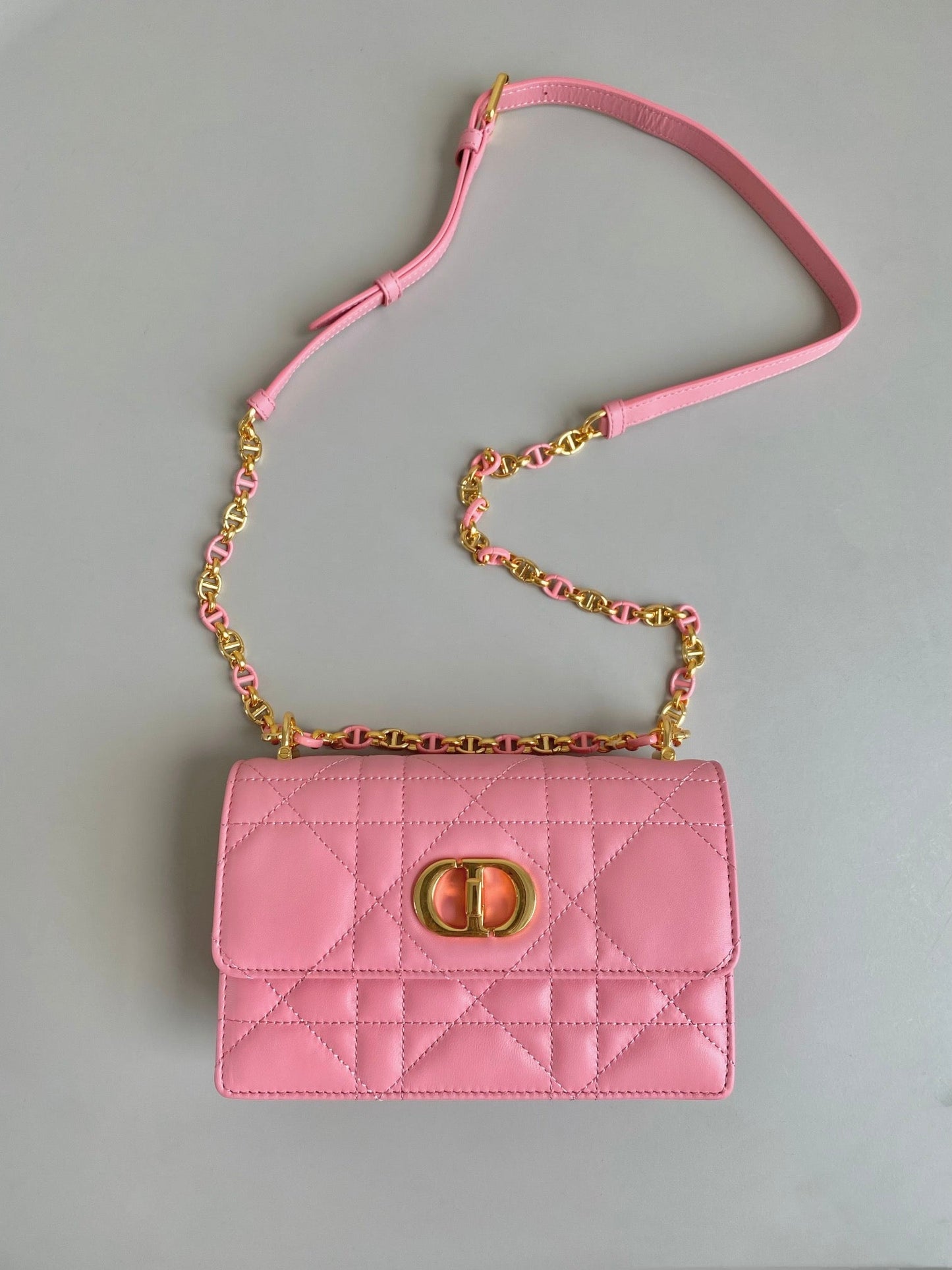 MINI CHAIN BAG 17 IN LIGHT PINK CALFSKIN