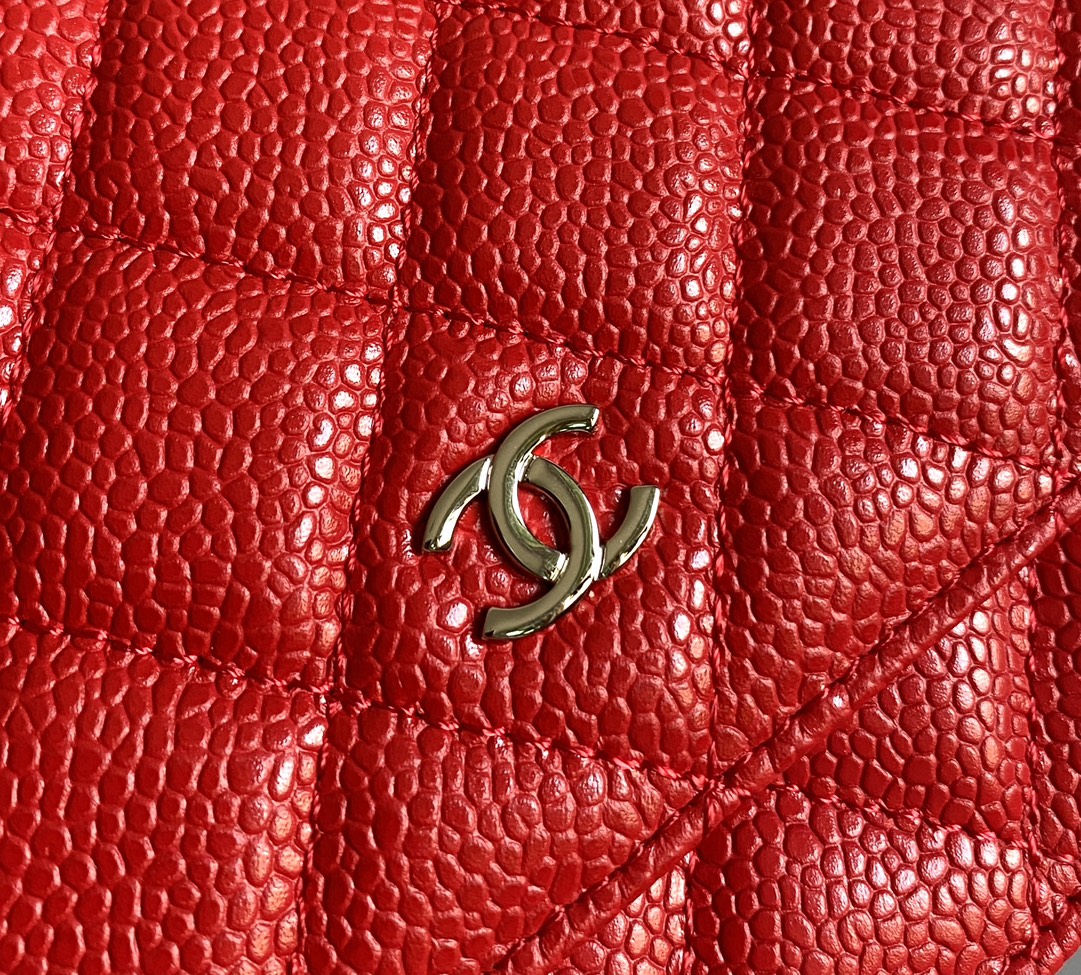 CC WOC 19 RED CAVIAR SILVER HARDWARE