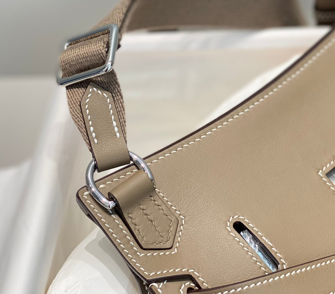 HM JYPSIÈRE MINI 23 TAN CALFSKIN SILVER HARDWARE