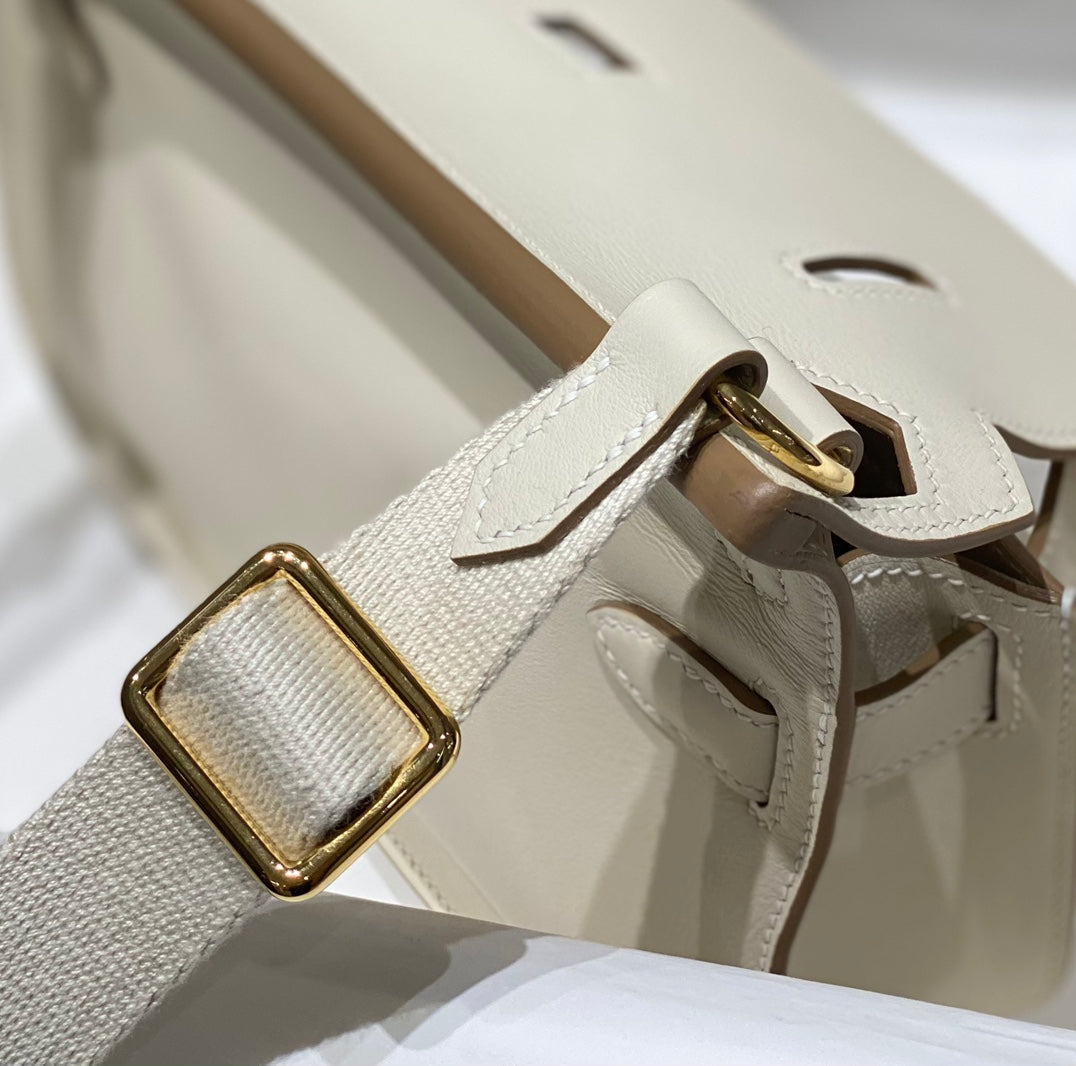 HM JYPSIÈRE MINI 23 CREAM CALFSKIN GOLD HARDWARE