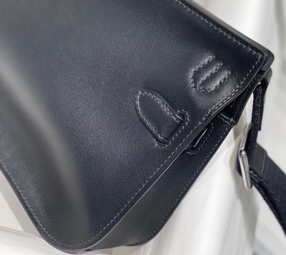 HM JYPSIÈRE MINI 23 BLACK CALFSKIN SILVER HARDWARE