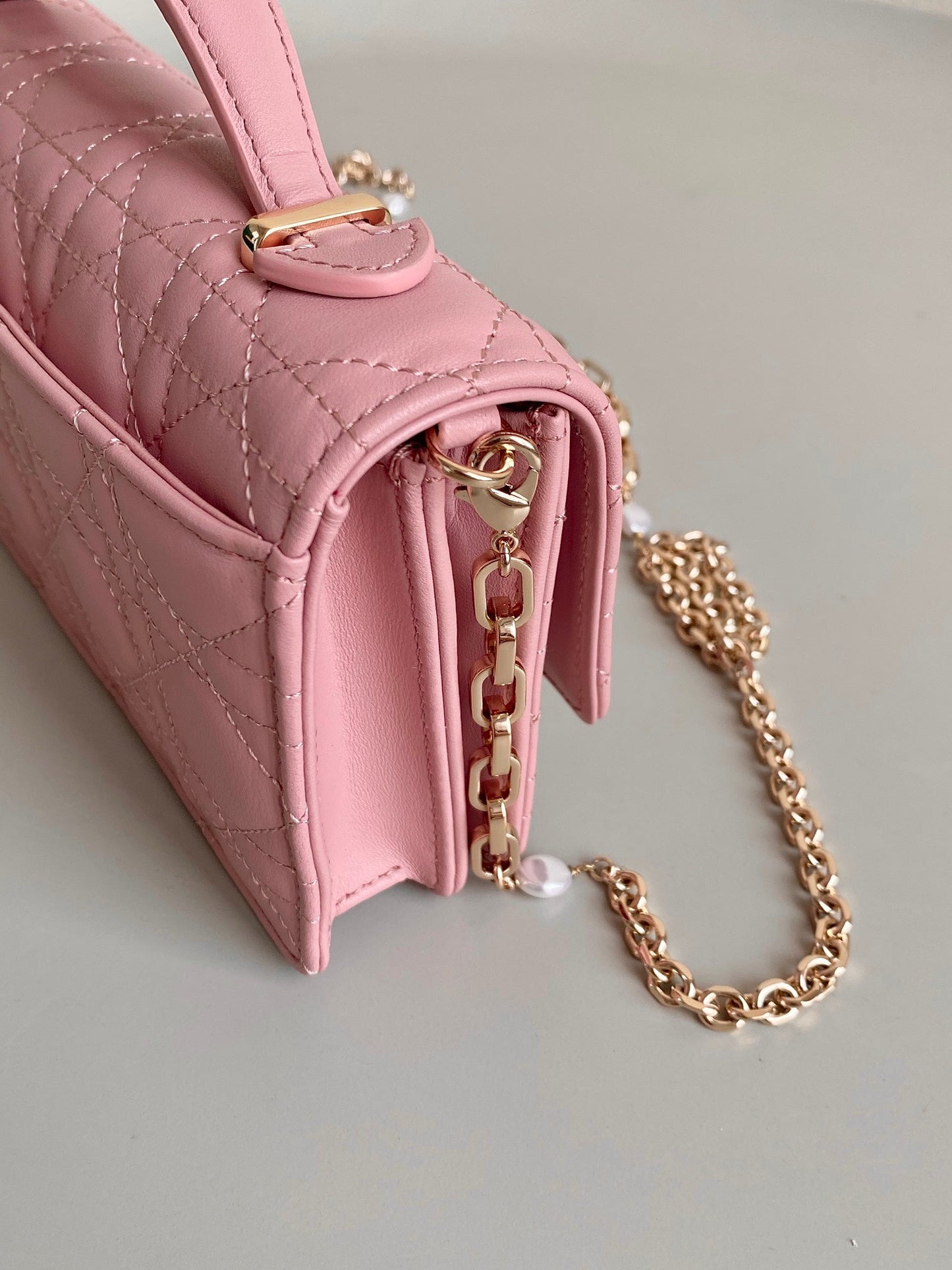 LADY 21 CHAIN BAG IN HOT PINK LAMBSKIN