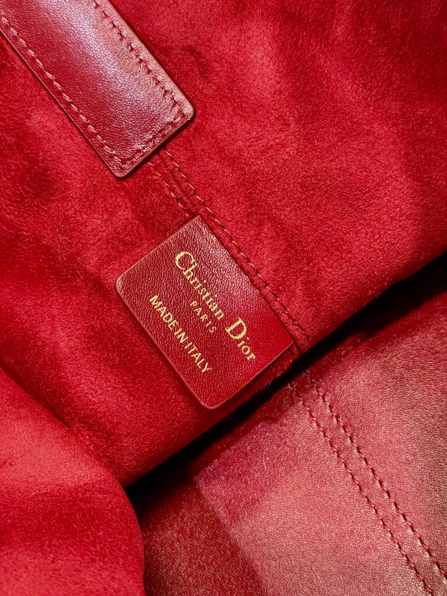 SMALL 28 TOUJOURS BAG IN RUBY RED MACROCANNAGE LAMBSKIN