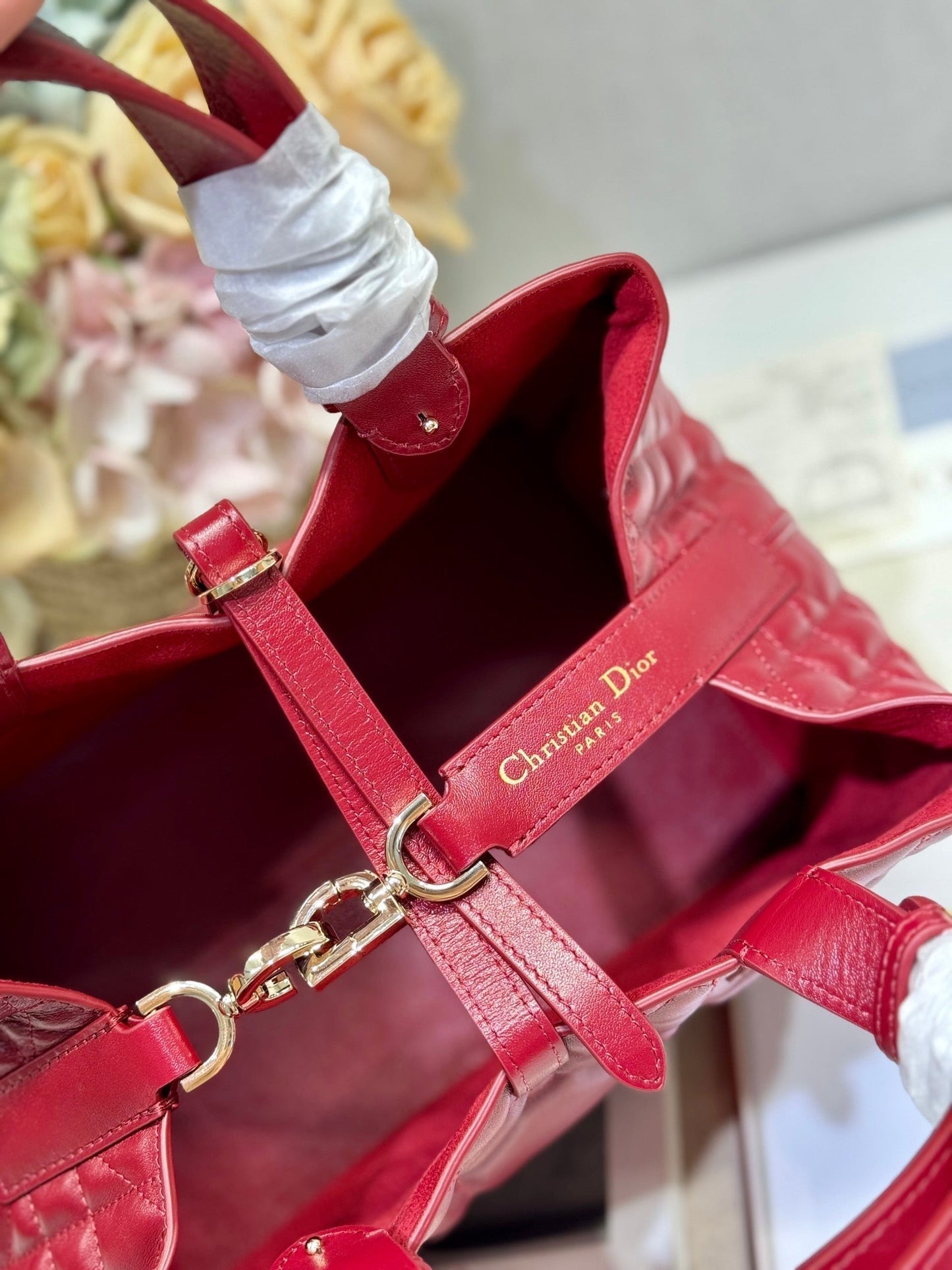 SMALL 28 TOUJOURS BAG IN RUBY RED MACROCANNAGE LAMBSKIN