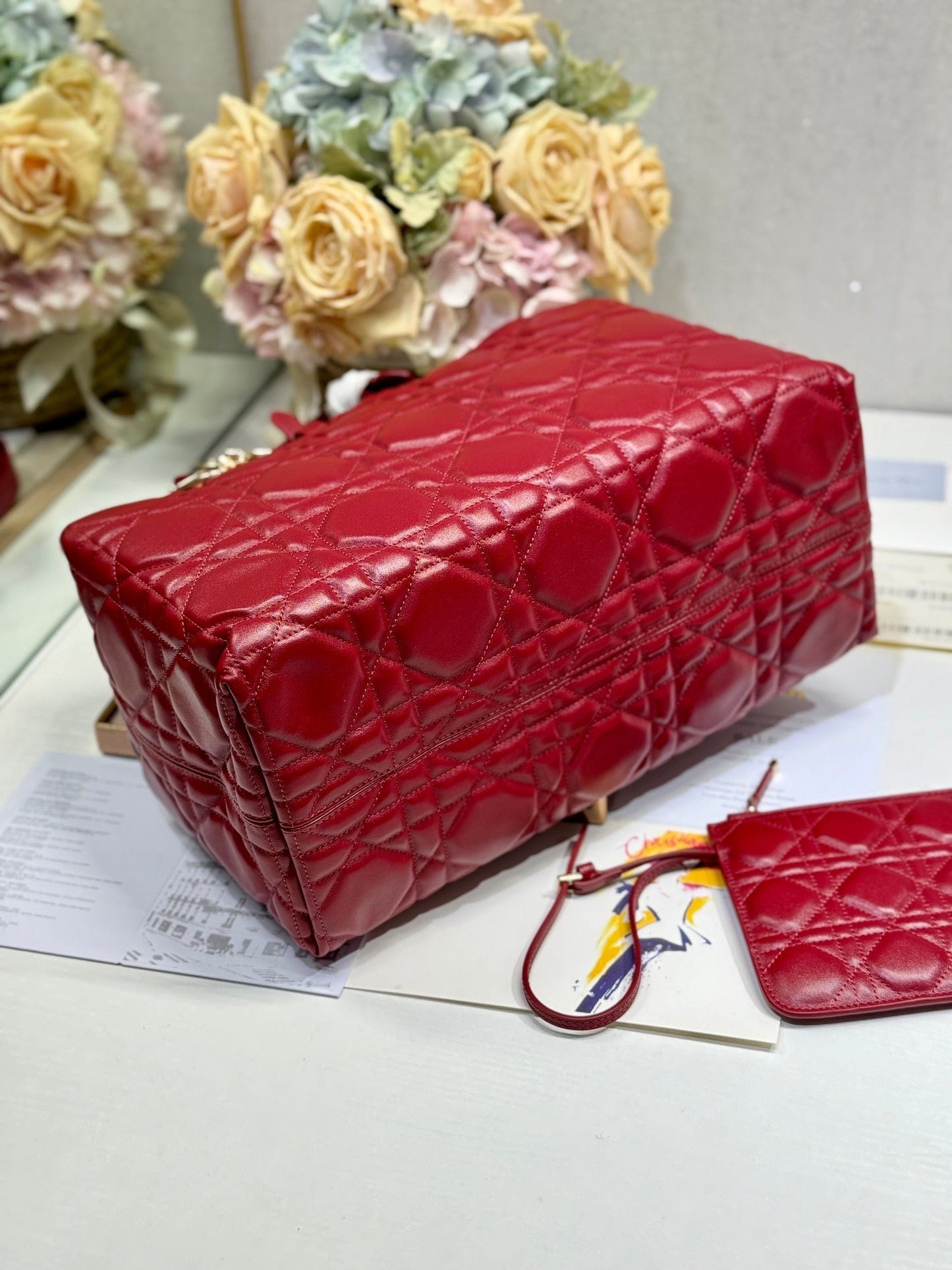 MEDIUM 37 TOUJOURS BAG IN RUBY RED MACROCANNAGE LAMBSKIN