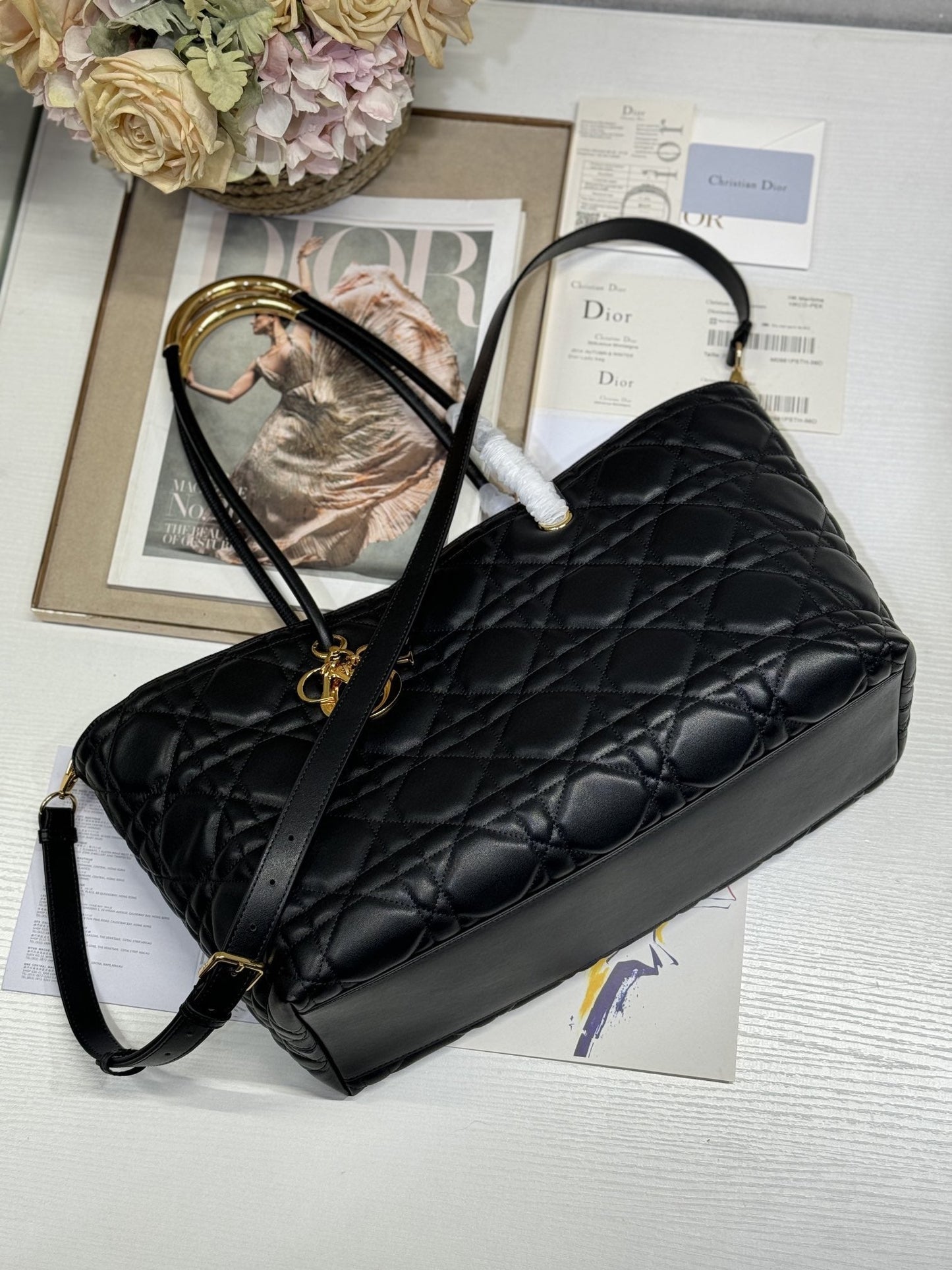 LARGE 41 TOUJOURS BAG IN BLACK MACROCANNAGE LAMBSKIN 221056