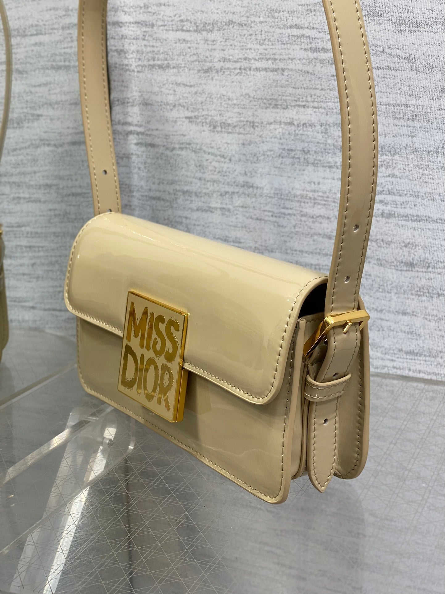 FLAP BAG 18 IN WHEAT TAN PATENT CALFSKIN