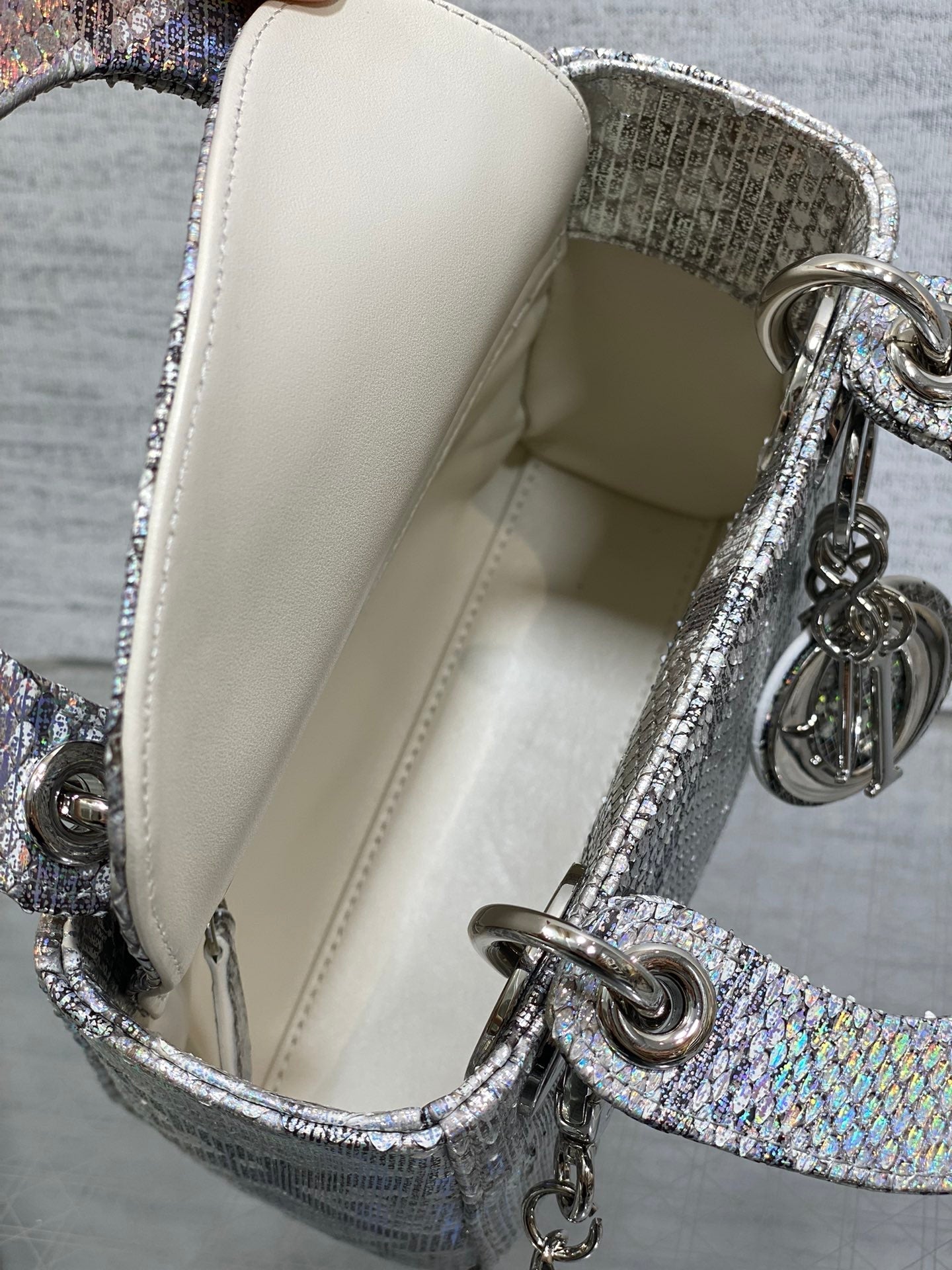 MINI 17 LADY BAG IN SILVER SNAKESKIN PATTERN LAMBSKIN