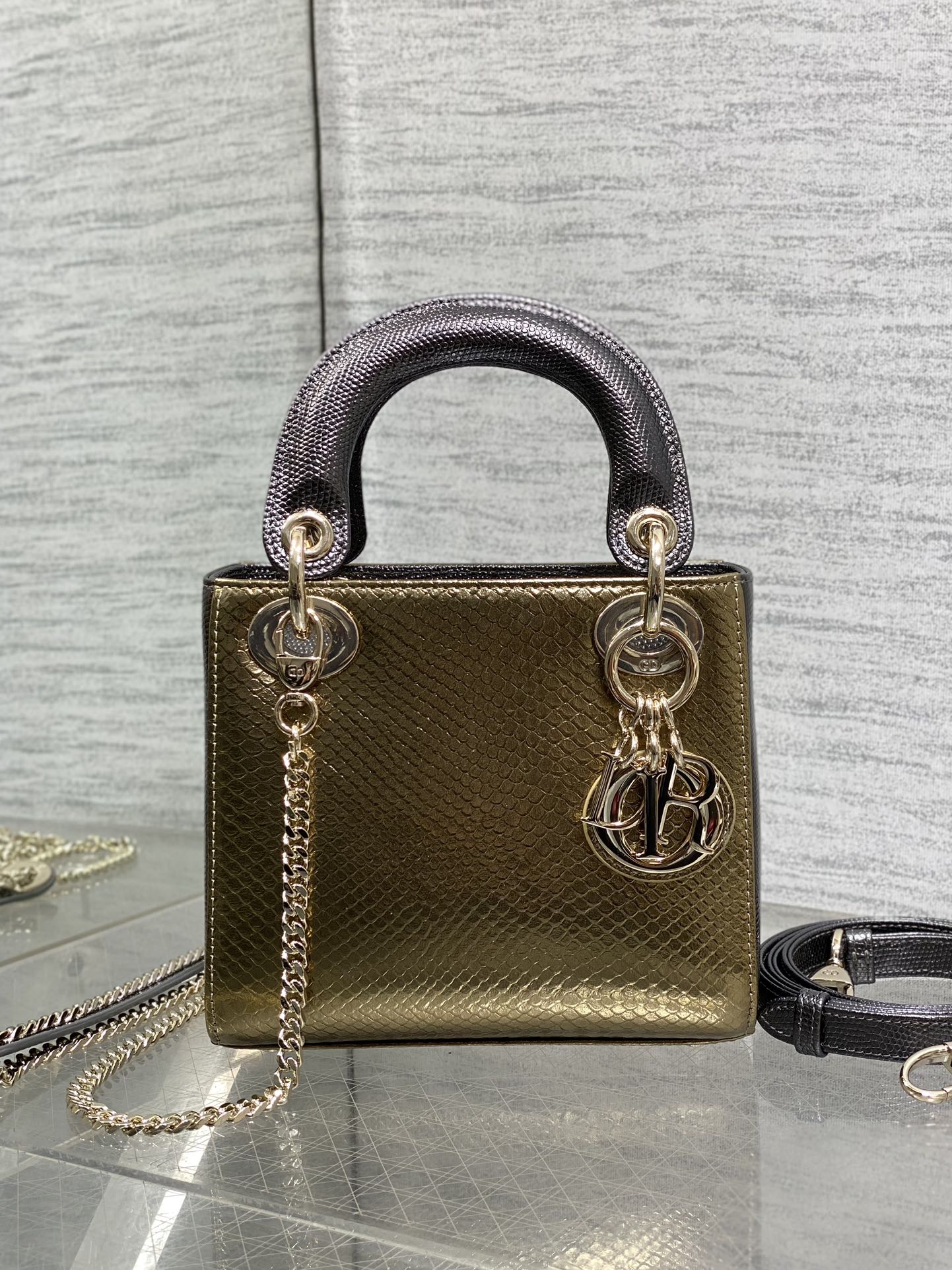 MINI 17 LADY BAG IN GOLD METALLIC LAMBSKIN