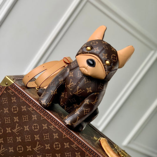 POOCH BAG 28 IN BROWN MONOGRAM CANVAS