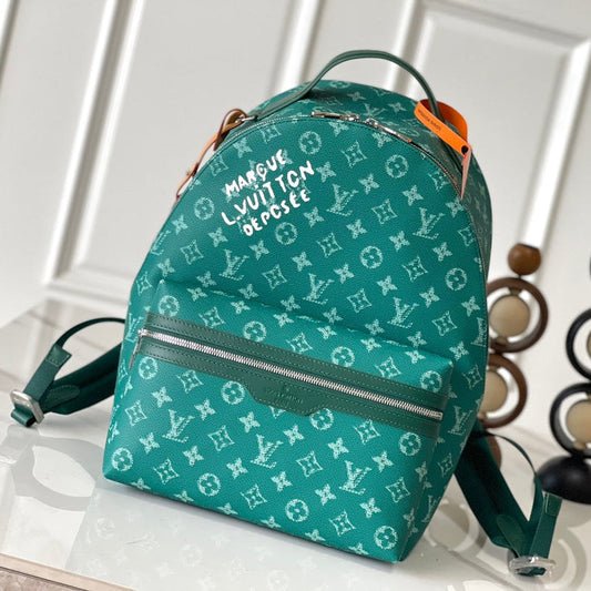 DISCOVERY BACKPACK 38 IN GREEN MONOGRAM HERITAGE CANVAS