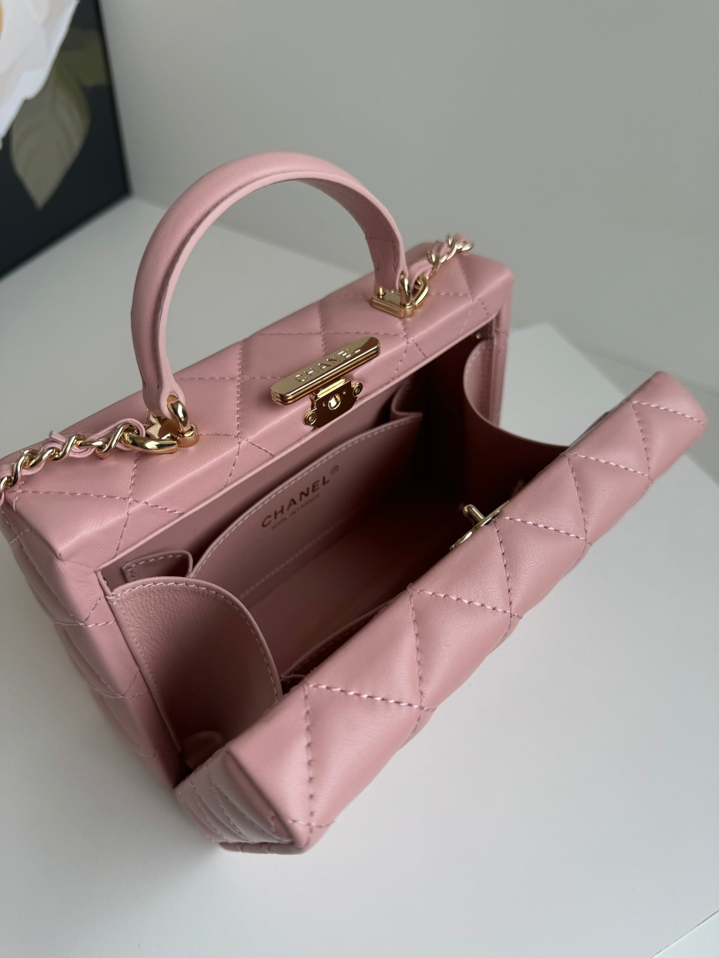 SMALL BOX BAG 18 IN BALLERINA PINK LAMBSKIN GOLD HARDWARE