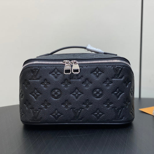 TOILETRY BAG 24 IN BLACK MONOGRAM EMBOSSED CALFSKIN